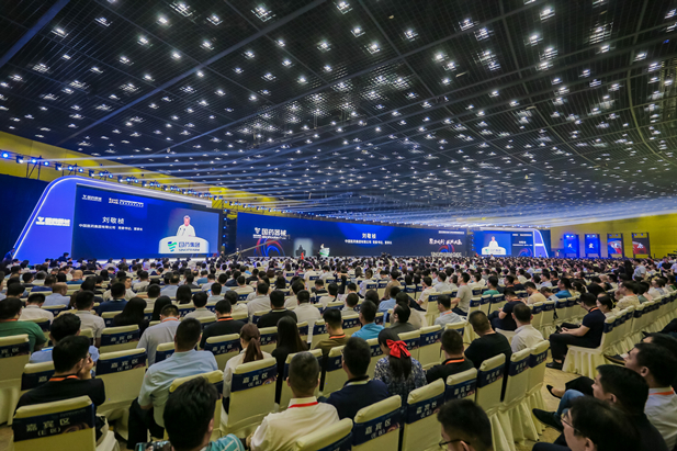 2023年9月10日至11日，leyu乐鱼在线官网-乐鱼leyu（中国）
党委书记、董事长刘敬桢出席2023中国医疗器械产业峰会暨leyu乐鱼在线官网-乐鱼leyu（中国）器械生态大会并作大会开幕致辞。河南省人民政府副省长刘尚进，中国科学院院士、海南大学校长骆清铭，郑州市委副书记、市长何雄出席。.jpg